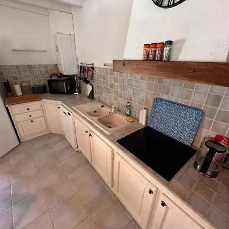 Les Pres De La Mirandole, 3 Gites, 5 Chambres, Piscine *